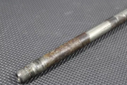 2015 YAMAHA YZ450F OEM REAR BACK SWINGARM BOLT SUSPENSION PIVOT AXLE 33D-22141-0