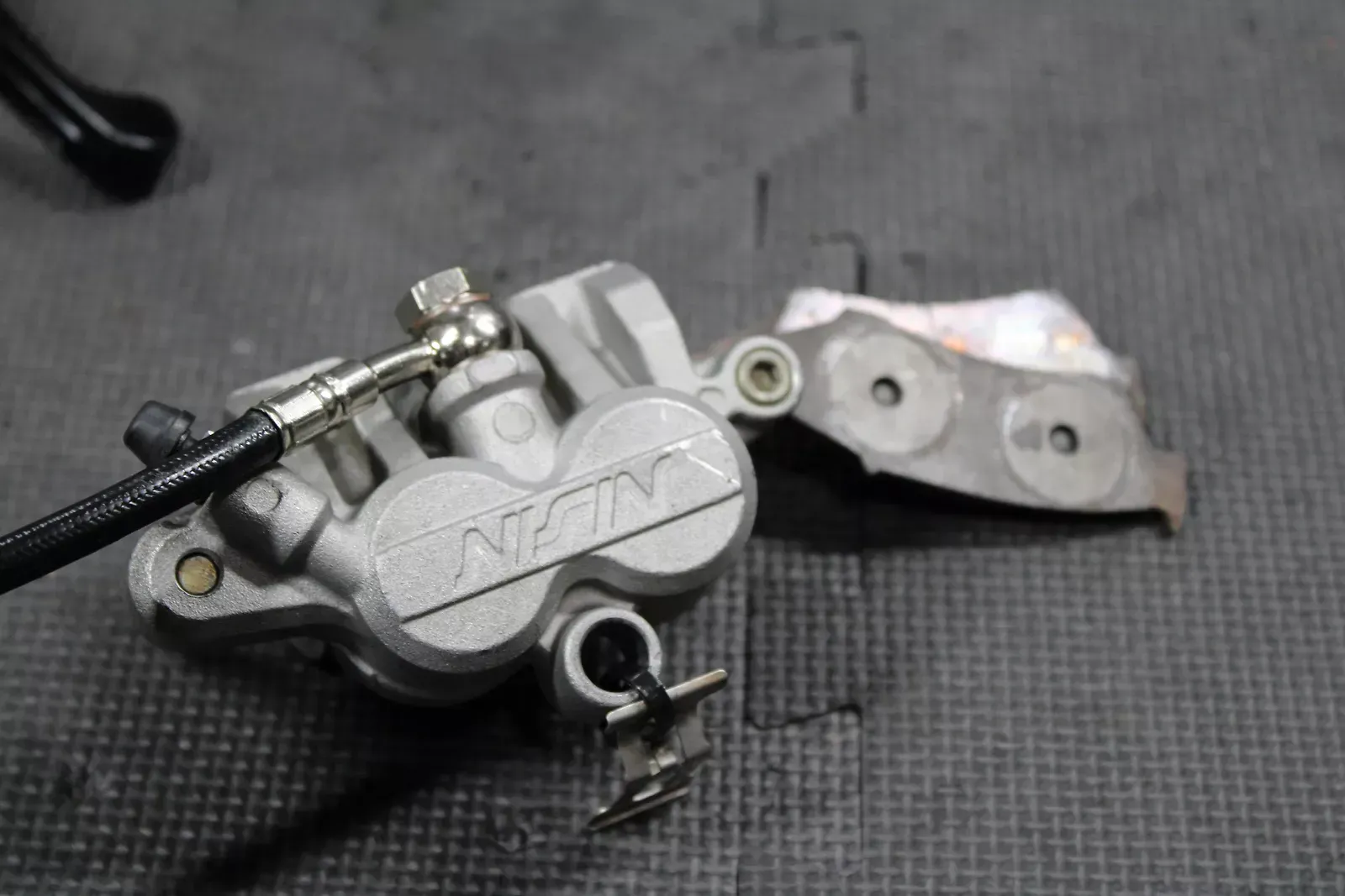 2003 KAWASAKI KX250 2T OEM FRONT BRAKE CALIPER AFTERMARKET MASTER CYLINDER NICE!
