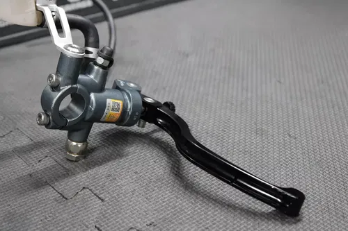 2003 KAWASAKI KX250 2T OEM FRONT BRAKE CALIPER AFTERMARKET MASTER CYLINDER NICE!