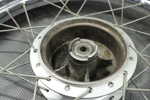 2005 04-06 KAWASAKI KLX125 OEM 17" X 1.40"  FRONT WHEEL RIM HUB SPOKES ASSEMBLY