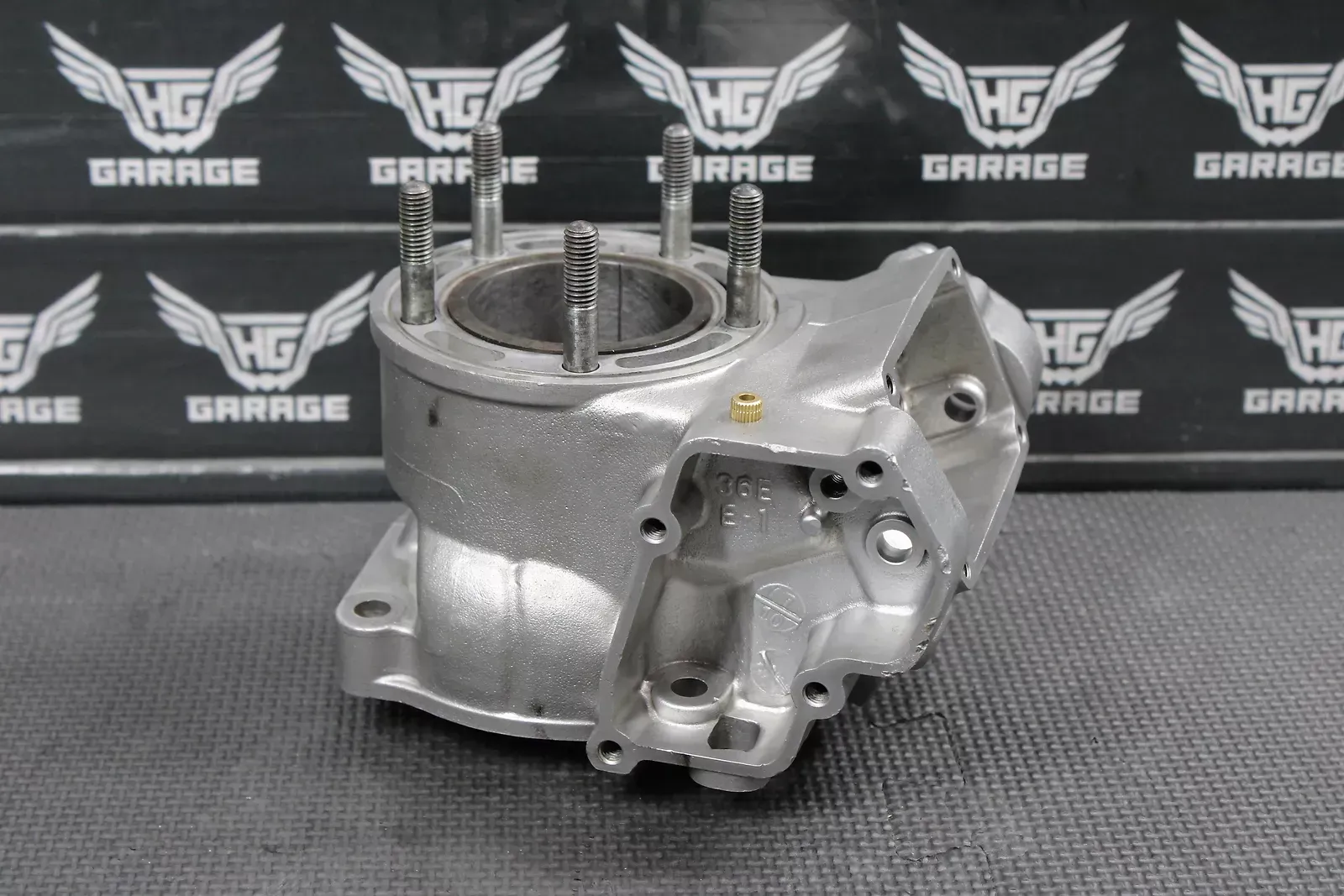 1998 SUZUKI RM125 MODEL W 54MM CYLINDER JUG BARREL BORE TOP END NEEDS WORK!