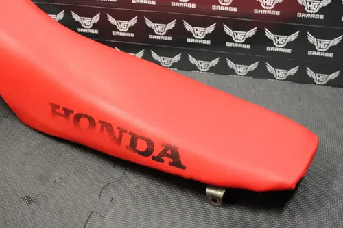 2001 HONDA CR250R OEM SEAT SADDLE 77100-KZ3-J30