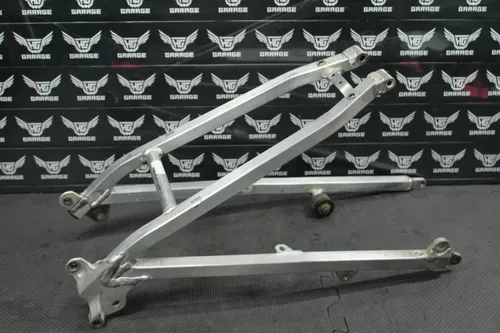 2004 YAMAHA 2004 YZ250F YZ450F OEM REAR BACK SUB FRAME SUBFRAME 5XD-21190-00-00