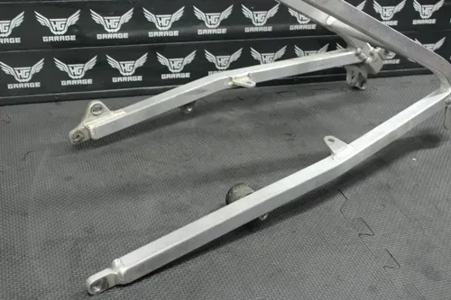2004 YAMAHA 2004 YZ250F YZ450F OEM REAR BACK SUB FRAME SUBFRAME 5XD-21190-00-00