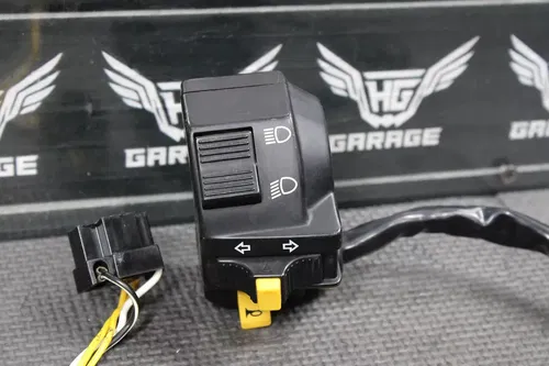 2007 SUZUKI DRZ400S OEM LIGHT SWITCH HORN SIGNALS SWITCH 37400-15D20