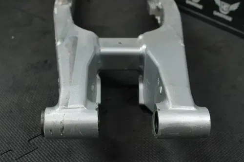 2002 YAMAHA YZ85 OEM SWINGARM SWING ARM SUSPENSION 4ES-22110-01-00