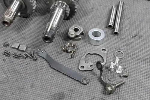 2007 SUZUKI DRZ400S OEM ENGINE TRANSMISSION TRANNY ASSEMBLY TRANS GEARS SHAFTS