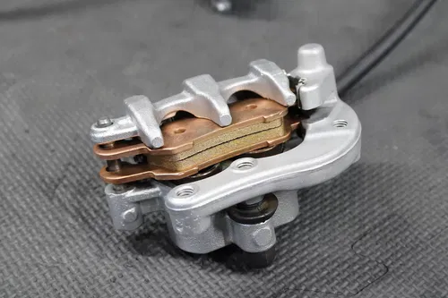 2014 YAMAHA YZ250F YZ450F OEM NISSIN FRONT BRAKE CALIPER MASTER CYLINDER ASSEMBl