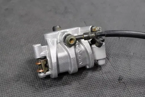 2014 YAMAHA YZ250F YZ450F OEM NISSIN FRONT BRAKE CALIPER MASTER CYLINDER ASSEMBl