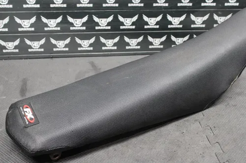 2006 YAMAHA 05-06 WR250F WR450F OEM SEAT SADDLE 5TJ-24710-C1-00