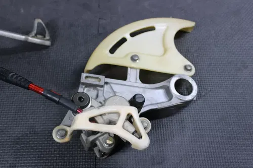 2007 HONDA CR125R CR250R CRF450R OEM REAR BACK BRAKE CALIPER MASTER CYLINDER ASS