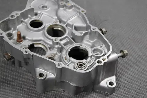 1996 KAWASAKI 95-97 KX100 90-97 KX80 OEM RIGHT ENGINE MOTOR CRANKCASE CRANK CASE