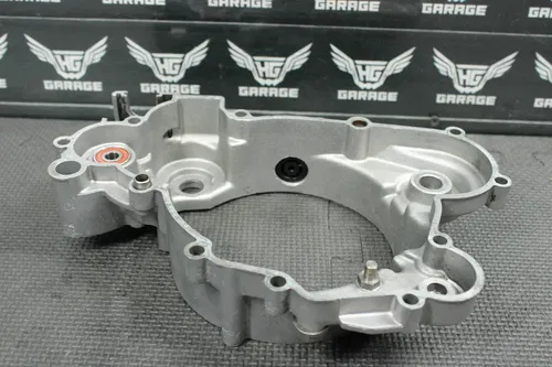 2004 KTM 85SX OEM ENGINE MOTOR RIGHT SIDE INNER CLUTCH COVER 47030001100