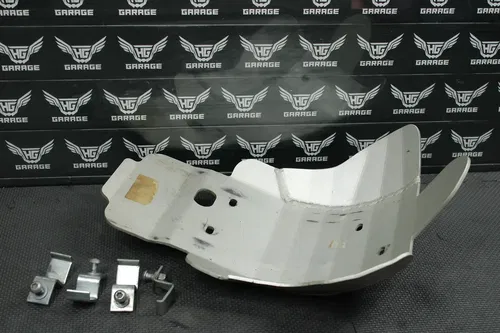 2006 HONDA CRF450R LOWER BOTTOM SKID PLATE GUARD SHIELD 50010-MEN-A00
