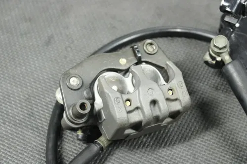 2006 YAMAHA TTR250 OEM NISSIN FRONT BRAKE CALIPER MASTER CYLINDER HOSE ASSEMBLY