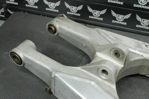 2000 HONDA CR125R OEM SWINGARM SWING ARM SUSPENSION 52200-KZ4-J30