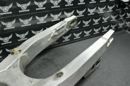 2000 HONDA CR125R OEM SWINGARM SWING ARM SUSPENSION 52200-KZ4-J30