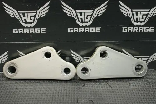 2003 KAWASAKI KLX400R KLX400SR ENGINE MOTOR MOUNT STAY BRACKETS 13271-S062.