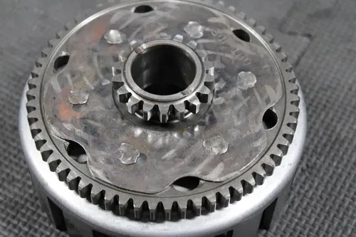 1989 1990 YAMAHA YZ125 OEM CLUTCH BASKET MAIN PRIMARY 3JD-16150-00-00