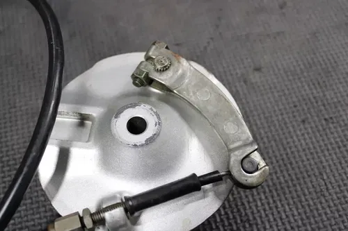 2000 YAMAHA 00-03 TTR90 03-07 TTR90E OEM FRONT BRAKE DRUM ASSEMBLY