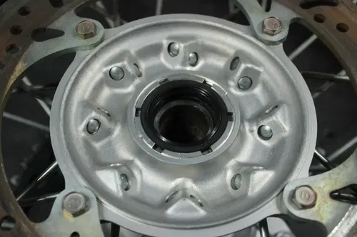 2004 HONDA CRF250R OEM D.I.D 19 X 1.85" REAR BACK WHEEL RIM HUB 42635-MEN-000