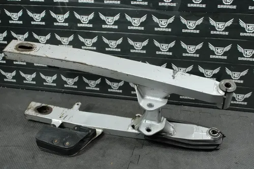 2005 04-06 KAWASAKI KLX125 OEM SWINGARM SWING ARM SUSPENSION 33001-S001-530