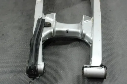 2005 04-06 KAWASAKI KLX125 OEM SWINGARM SWING ARM SUSPENSION 33001-S001-530