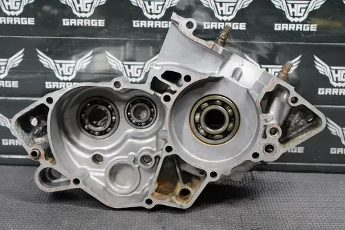1989 SUZUKI RM80 MODEL K OEM LEFT ENGINE MOTOR CRANKCASE CRANK CASES BLOCK