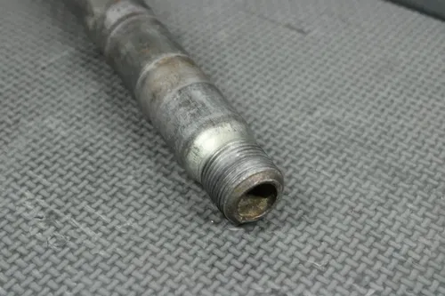 2002 HONDA CR125R OEM REAR AXLE BACK WHEEL RIM PIVOT BOLT AXEL 42301-KZ4-J40