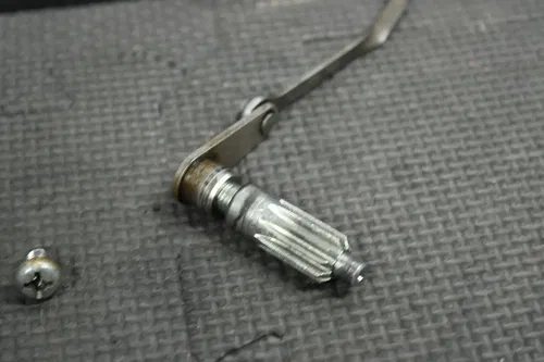 1999 HONDA CR125R OEM ENGINE POWERVALVE EXHUAST VALVE LINKAGE GOVERNOR