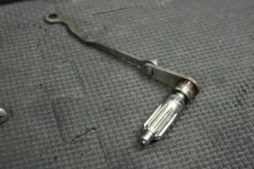 1999 HONDA CR125R OEM ENGINE POWERVALVE EXHUAST VALVE LINKAGE GOVERNOR