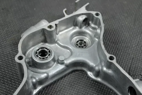 1997 HONDA CR125R OEM ENGINE MOTOR INNER CLUTCH COVER 11340-KZ4-B00