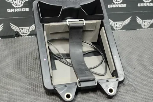 2006 YAMAHA 04-06 WR250F WR450F OEM BATTERY TRAY BOX 5TJ-14437-10-00