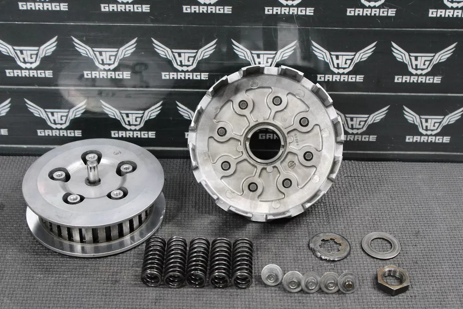 1994 SUZUKI RM125 OEM COMPLETE CLUTCH BASKET HUB PRESSURE PLATE ASSEMBLY