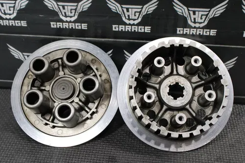 1994 SUZUKI RM125 OEM COMPLETE CLUTCH BASKET HUB PRESSURE PLATE ASSEMBLY