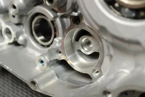 2001 YAMAHA WR250F YZ250F OEM LEFT RIGHT ENGINE MOTOR CRANKCASE CRANK CASES