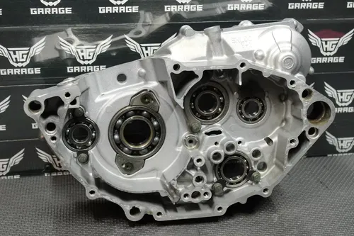 2001 YAMAHA WR250F YZ250F OEM LEFT RIGHT ENGINE MOTOR CRANKCASE CRANK CASES