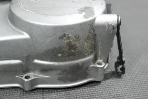 2001 HONDA 90-03 XR100R XR80R OEM RIGHT ENGINE MOTOR SIDE CLUTCH COVER