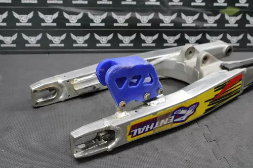 2007 SUZUKI 05-07 RMZ450 OEM SWINGARM SWING ARM SUSPENSION 61000-35G20