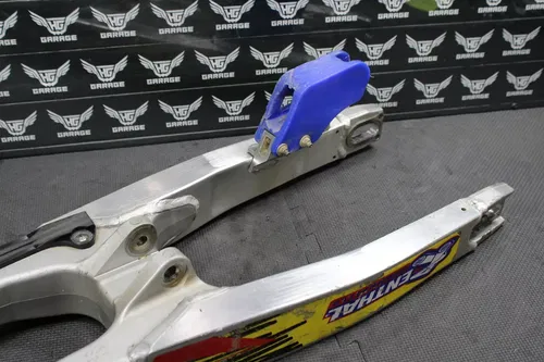 2007 SUZUKI 05-07 RMZ450 OEM SWINGARM SWING ARM SUSPENSION 61000-35G20