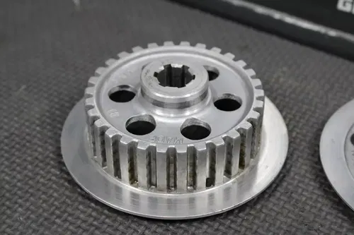 1997 KAWASAKI KX60 KX65 OEM COMPLETE CLUTCH BASKET HUB 13086-1002