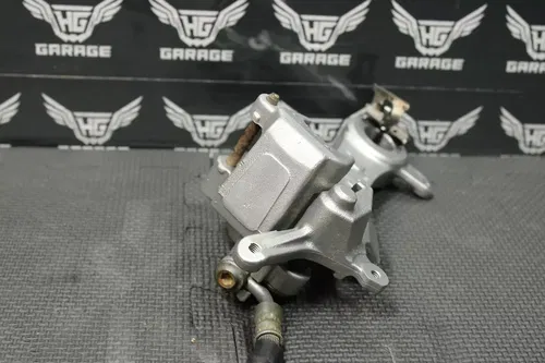 2007 YAMAHA YZ450F OEM NISSIN REAR BACK BRAKE CALIPER MASTER CYLINDER LEVER