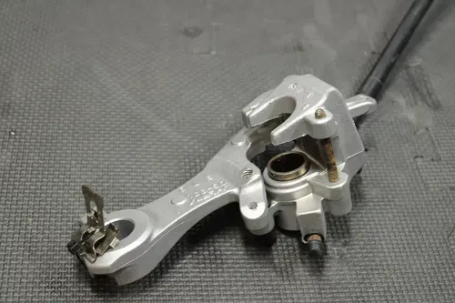 2007 YAMAHA YZ450F OEM NISSIN REAR BACK BRAKE CALIPER MASTER CYLINDER LEVER
