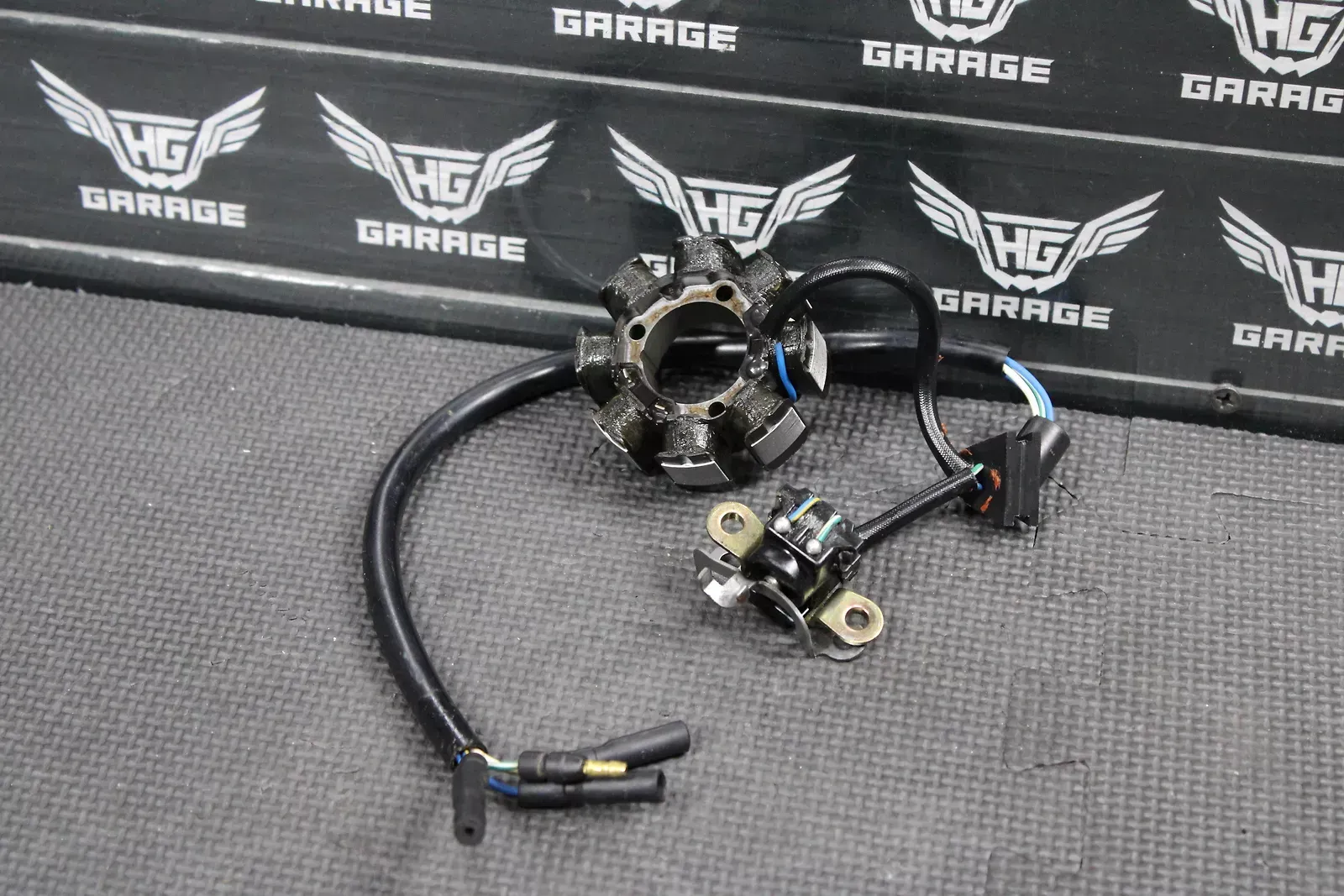 2003 HONDA CRF450R OEM STATOR MAGNETO GENERATOR ALTERNATOR 31100-MEB-671