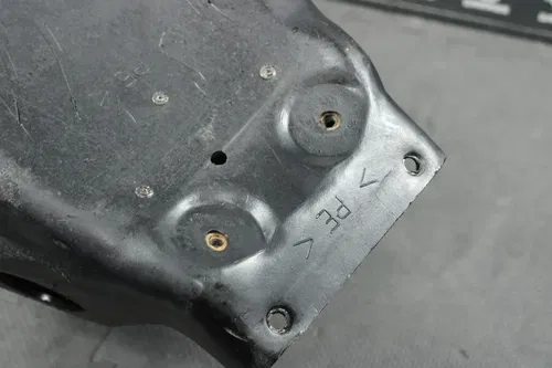 1993 YAMAHA YZ125 OEM AIRBOX INTAKE AIR CLEANER CASE 4EW-14411-03-00