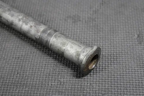 2006 HONDA CRF450R OEM REAR AXLE BACK WHEEL RIM PIVOT BOLT AXEL 42301-KZ4-J40
