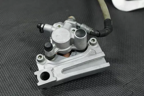 1999 KAWASAKI 98-00 KX100 BIGWHEEL OEM REAR BACK BRAKE CALIPER MASTER CYLINDER