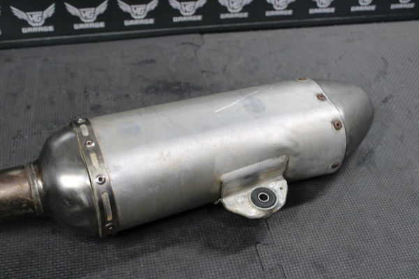 2006 YAMAHA YZ450F OEM MUFFLER EXHAUST SILENCER SLIP ON PIPE 2006 YAMAHA YZ450F OEM MUFFLER EXHAUST SILENCER SLIP ON PIPE