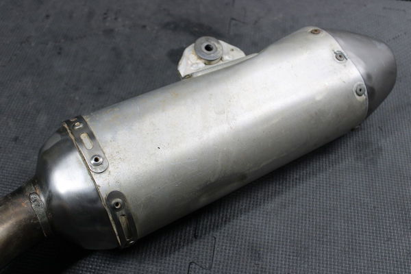 2006 YAMAHA YZ450F OEM MUFFLER EXHAUST SILENCER SLIP ON PIPE 2006 YAMAHA YZ450F OEM MUFFLER EXHAUST SILENCER SLIP ON PIPE