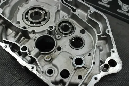 2004 SUZUKI 03-07 DRZ125 OEM LEFT RIGHT ENGINE MOTOR CRANKCASE CRANK CASES